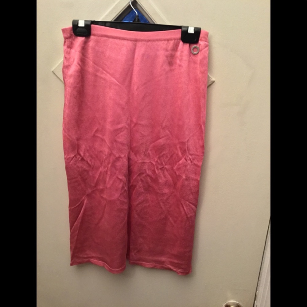 Fully Lined Silk Skirt - image 1